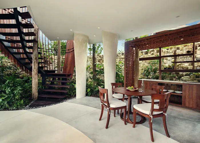Mango * Ubud